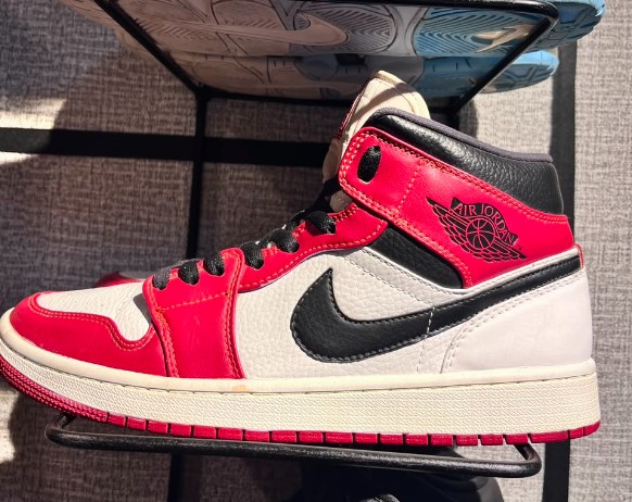 Nike Air Jordan 1 Mid